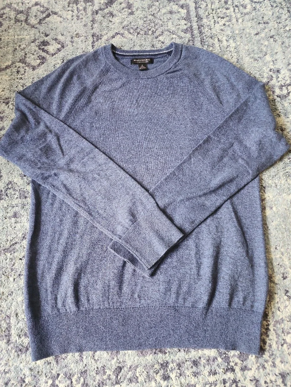 Banana Republic Men's Heather Blue Crewneck Sweater